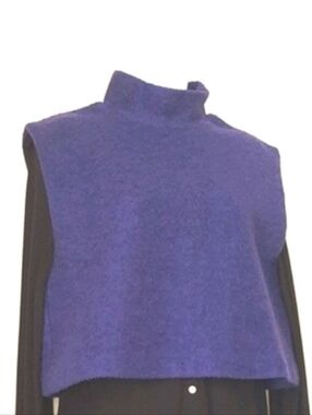 Crop Vest Purple Zip Back Top Layer Medium Wool Blend Line and Dot NWT